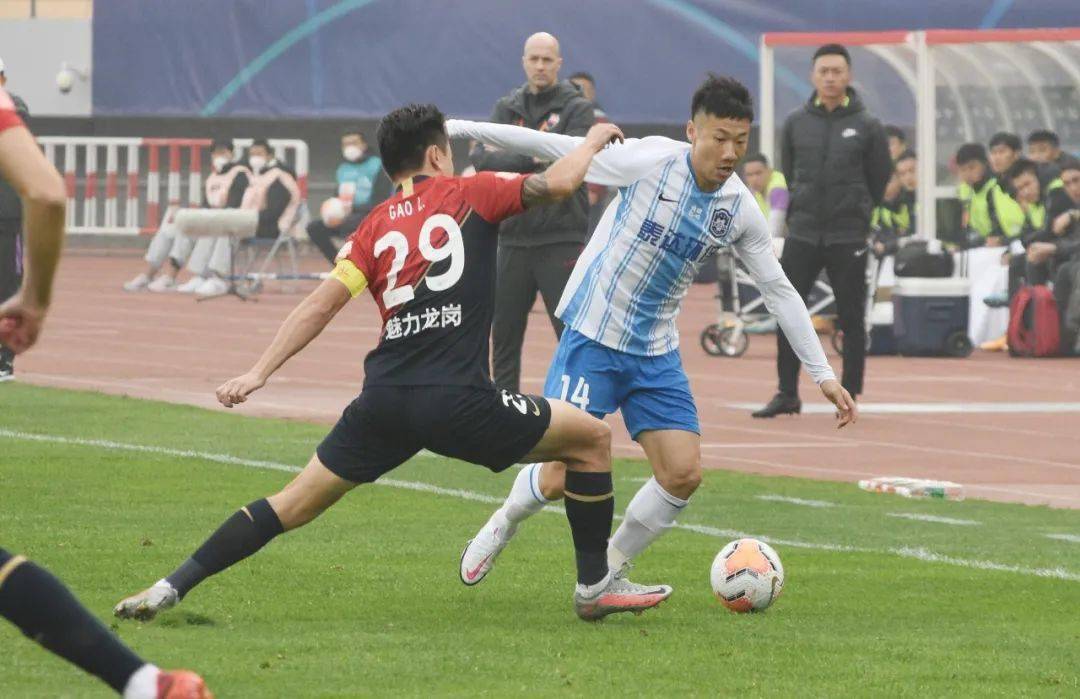 关于至尊队士气低迷，双重保级之路的信息