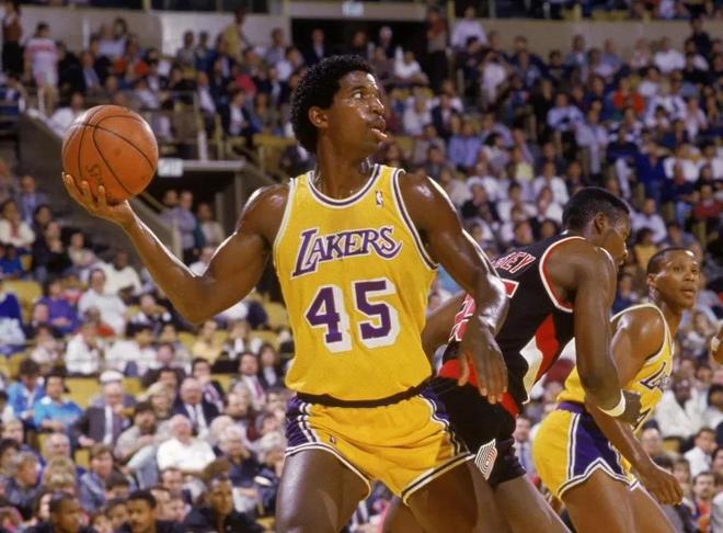 包含科威特女足实力强劲,横扫对手轻松的词条 包含科威特女足实力强劲,横扫对手轻松的词条