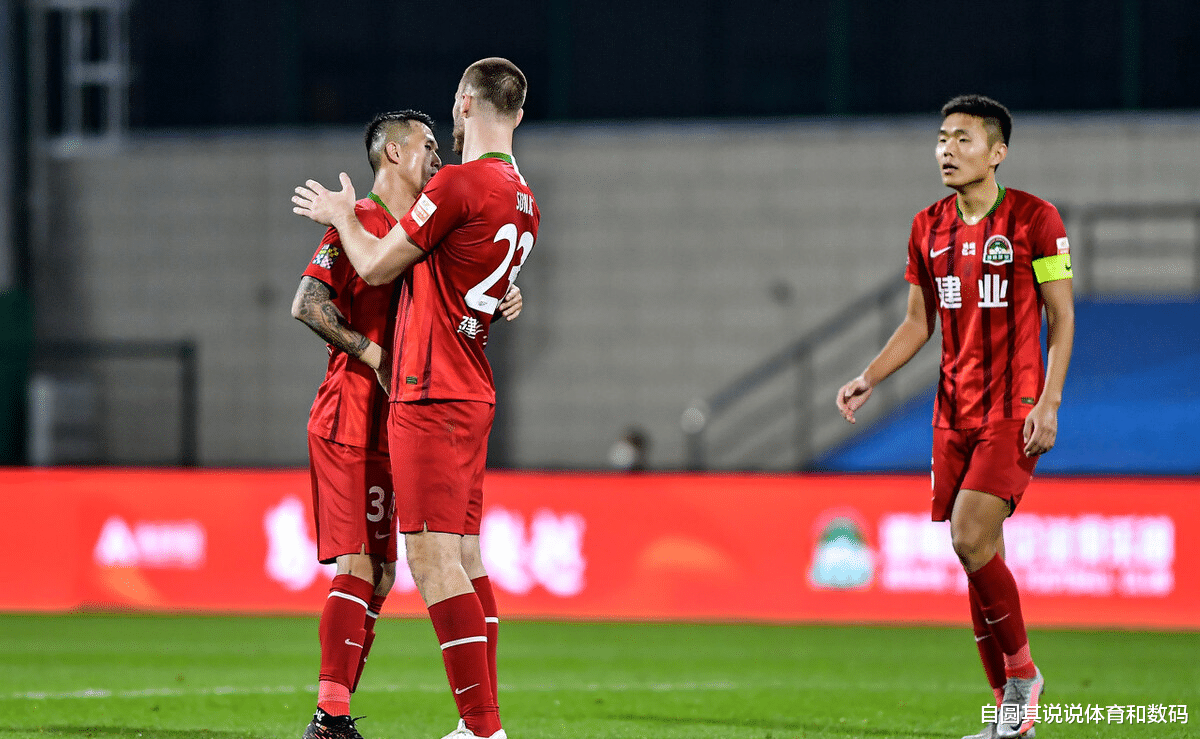 关于河南建业主教练一言不发,准备迎战的信息 关于河南建业主教练一言不发,准备迎战的信息